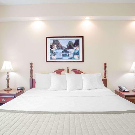 Comfort Inn Мартинсвил Екстериор снимка