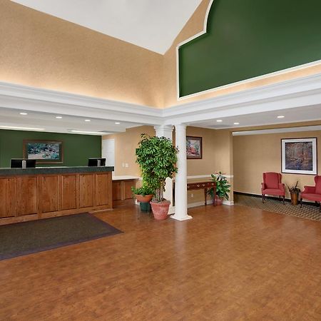 Comfort Inn Мартинсвил Екстериор снимка
