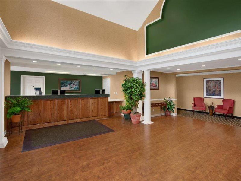 Comfort Inn Мартинсвил Екстериор снимка