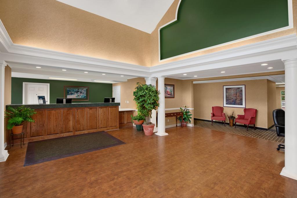 Comfort Inn Мартинсвил Екстериор снимка